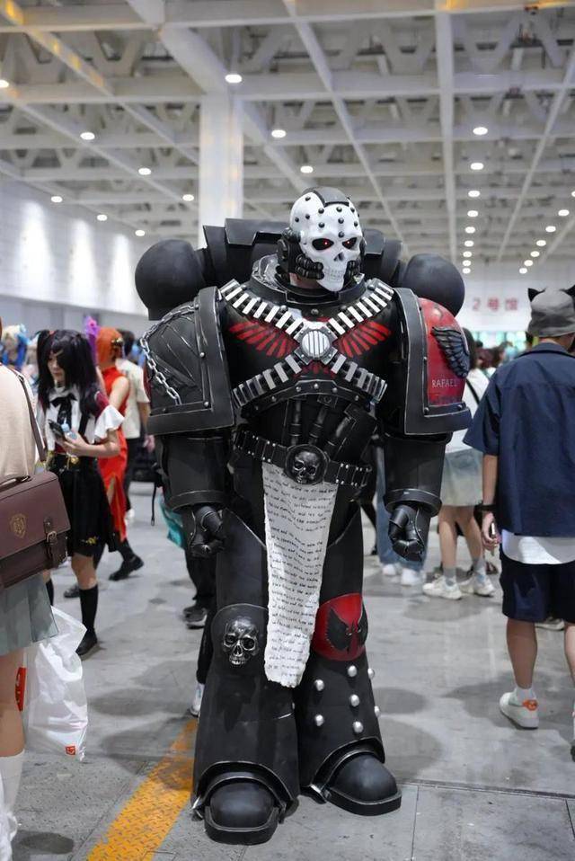 凸顯身材的膠衣、泳裝被漫展禁止cos，合理嗎？插圖4