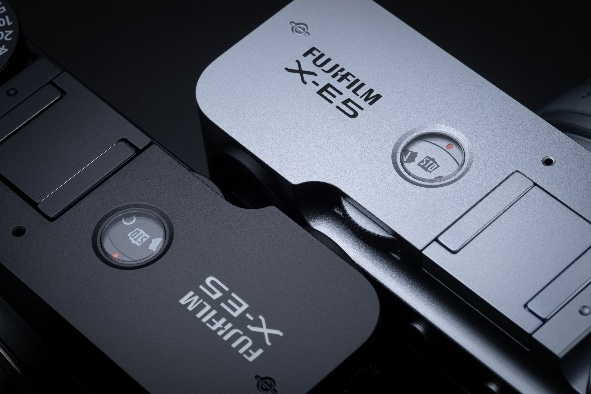 富士膠片推出無(wú)反數(shù)碼相機(jī) “FUJIFILM X-E5”插圖5