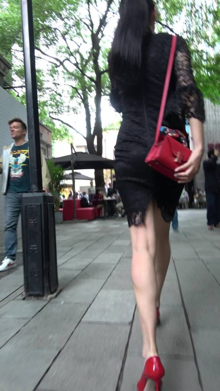 精選街拍攝影 No.001 性感蕾絲包臀裙高跟美女 [1V/1.40GB]-無(wú)料攝影圈