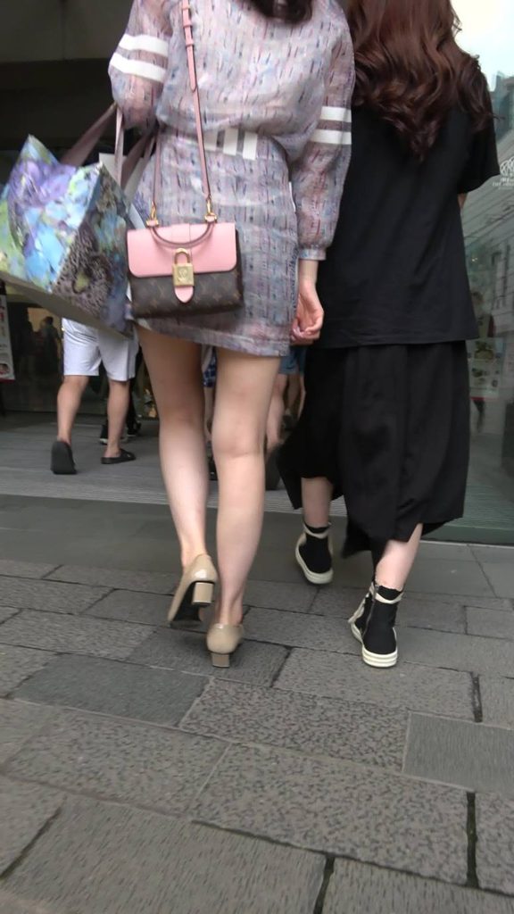 精選街拍攝影 No.002 性感美腿連衣裙MM [1V/1.34GB]插圖