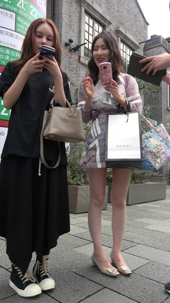 精選街拍攝影 No.002 性感美腿連衣裙MM [1V/1.34GB]插圖2