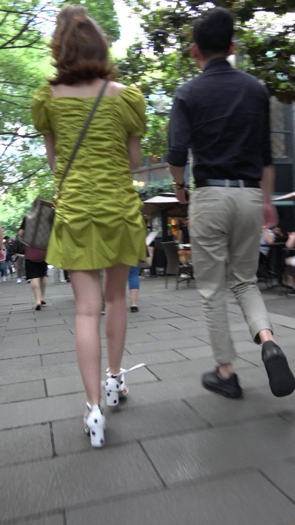 精選街拍攝影 No.003 性感連衣裙性感高跟美眉 [1V/942MB]插圖4