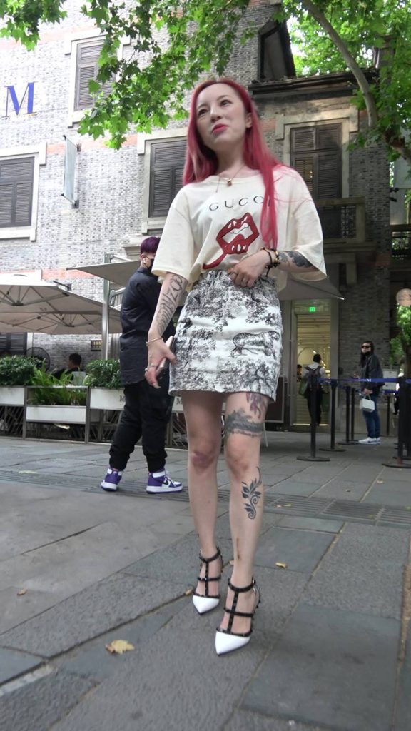 精選街拍攝影 No.009 性感長(zhǎng)腿短裙高跟美女 [1V/1.61GB]插圖2