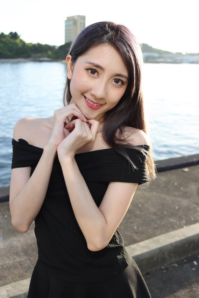 精選街拍攝影 No.049 Elaine Chung 連衣裙絲襪涼高美腿 [73P/137MB]插圖4