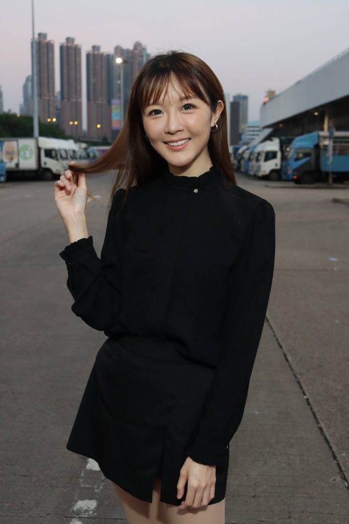 精選街拍攝影 No.061 Kiki 短裙絲襪美腿 [95P/147MB]插圖