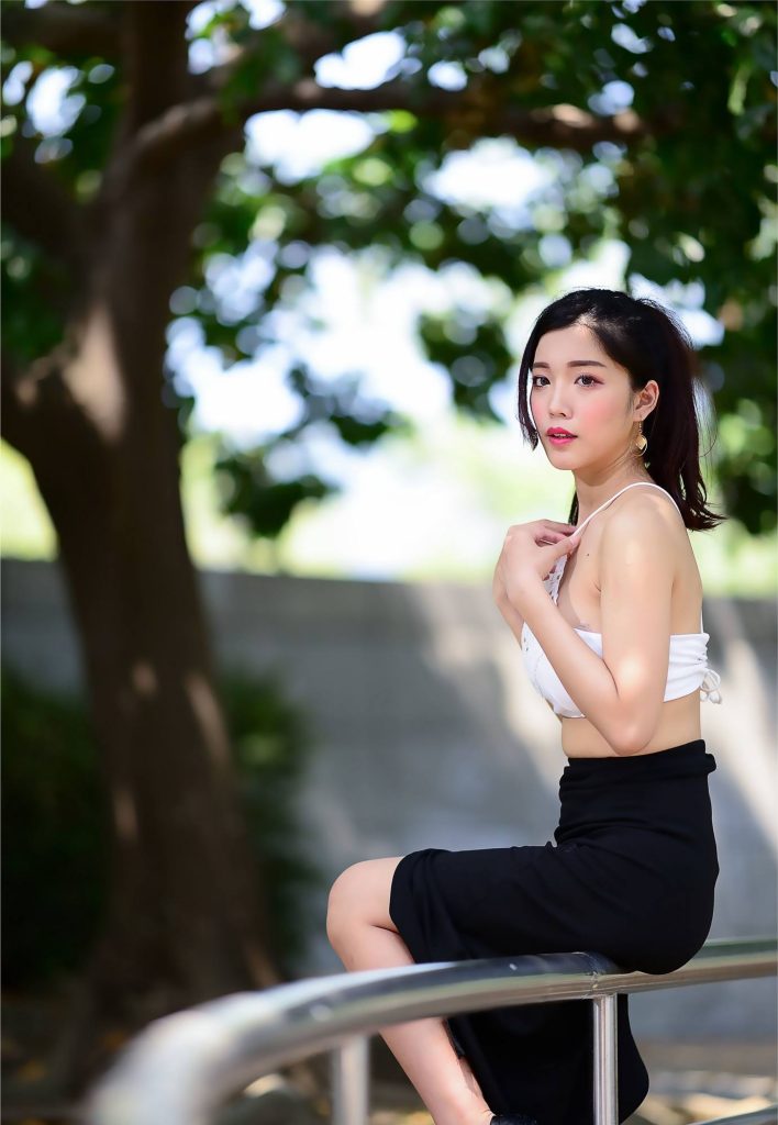 精選街拍攝影 No.088 莎莎 露肚高衩長(zhǎng)裙高跟美腿 [122P/244MB]插圖2