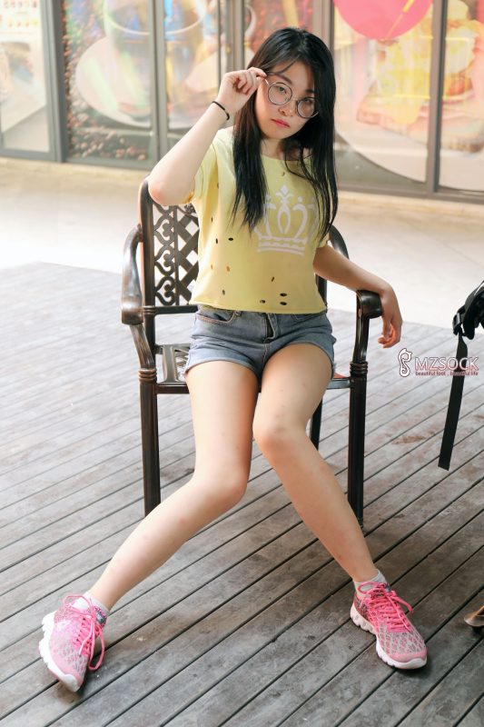 [MZSOCK]愛美足 No.025 貓貓 [74P/411MB]-無料攝影圈