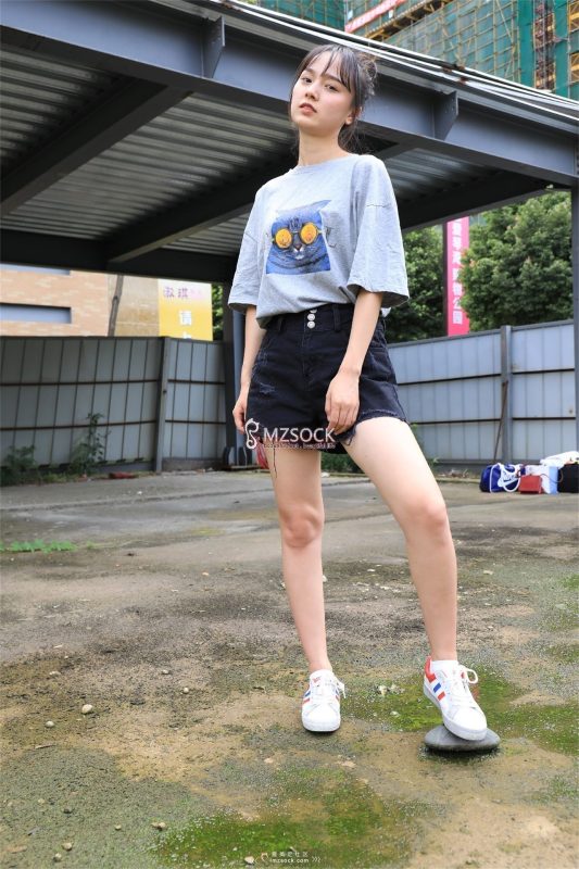 [MZSOCK]愛美足 No.049 悅悅 [122P/403MB]-無料攝影圈