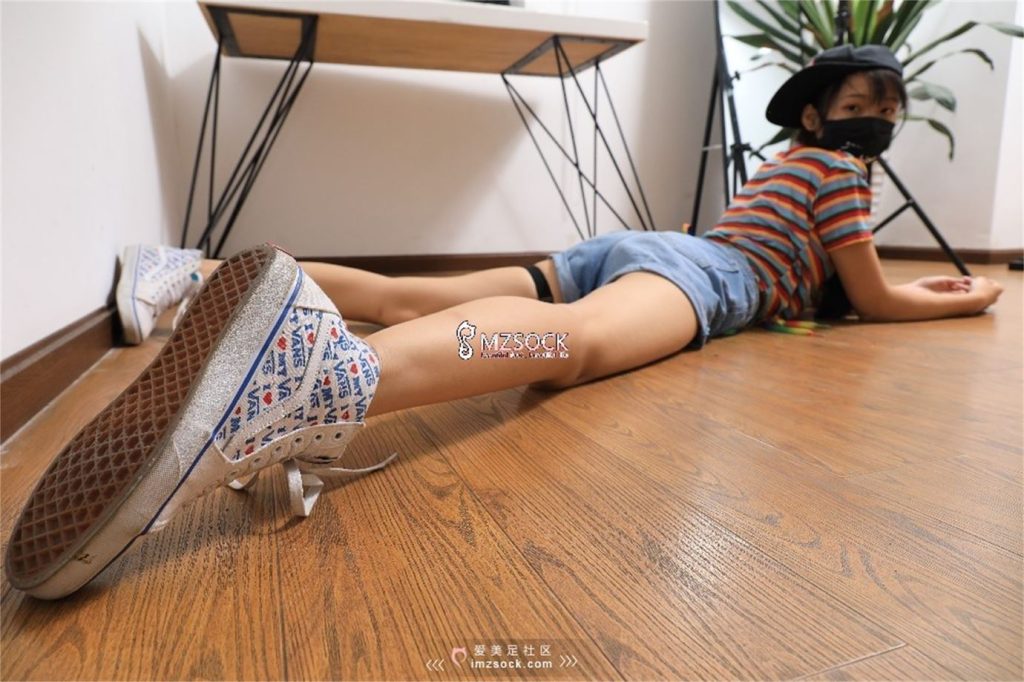 愛美足社區(qū) 2019-9-17 NO.058 大長腿叮叮 [91P/258MB]插圖