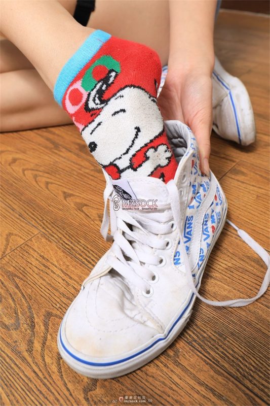 愛美足社區(qū) 2019-9-17 NO.058 大長腿叮叮 [91P/258MB]-無料攝影圈