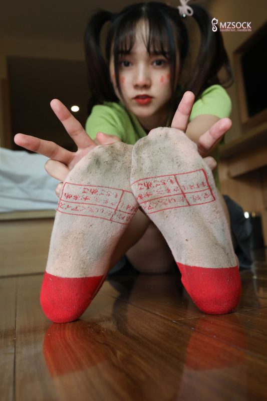 [MZSOCK]愛美足 No.084 悅悅 [79P/182MB]-無料攝影圈