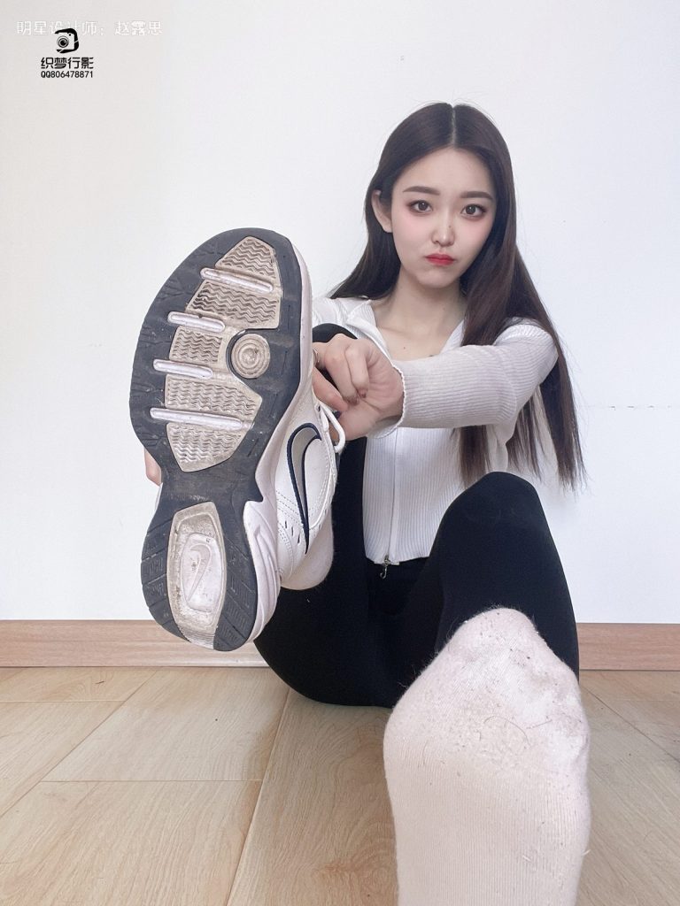 [織夢映像]NO.013 美女自拍系列第001期[77P/1V/2.10GB]插圖1