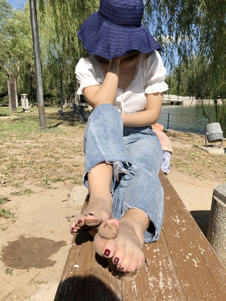 安喬喬兒(Nia喬喬) NO.007 喬喬臟腳底[100P/546MB]插圖