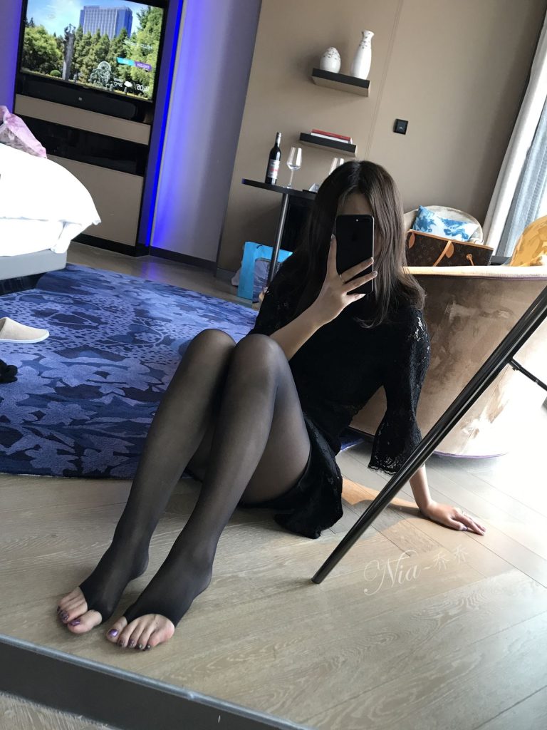 安喬喬兒(Nia喬喬) NO.024 出差剛到酒店呀[118P/491MB]插圖