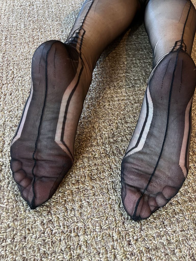 安喬喬兒(Nia喬喬) NO.044 cervin無彈力套圖[109P/541MB]插圖