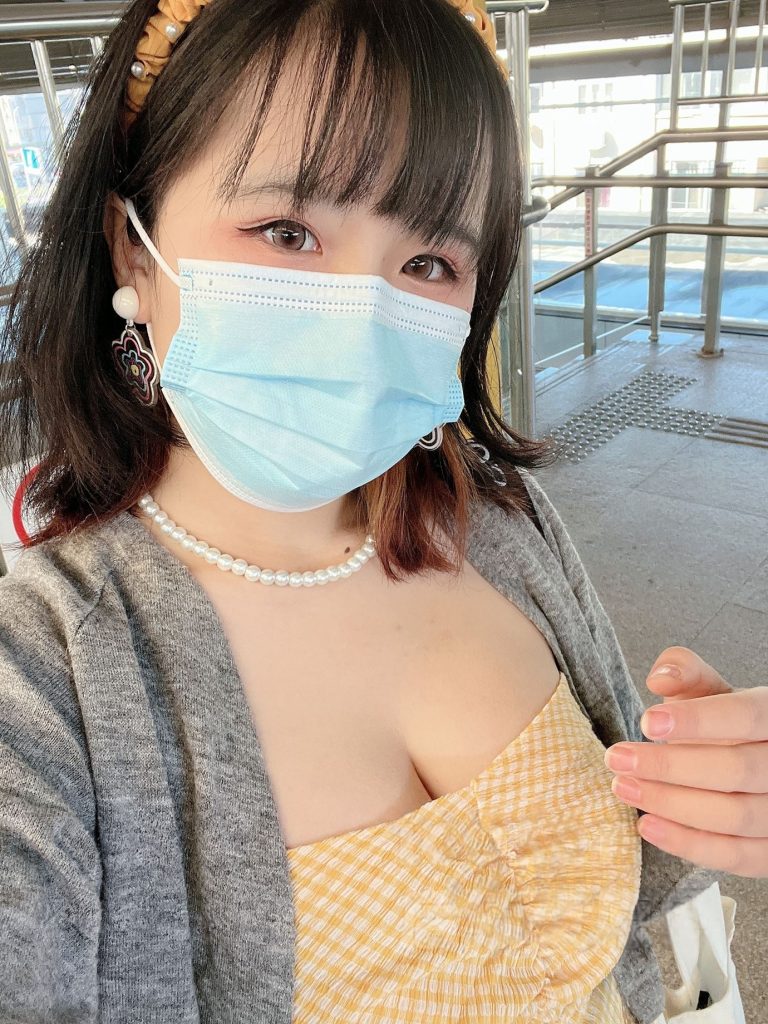 阿半今天很開心 NO.031 – 黃色抹胸[68P/1V/512MB]插圖2