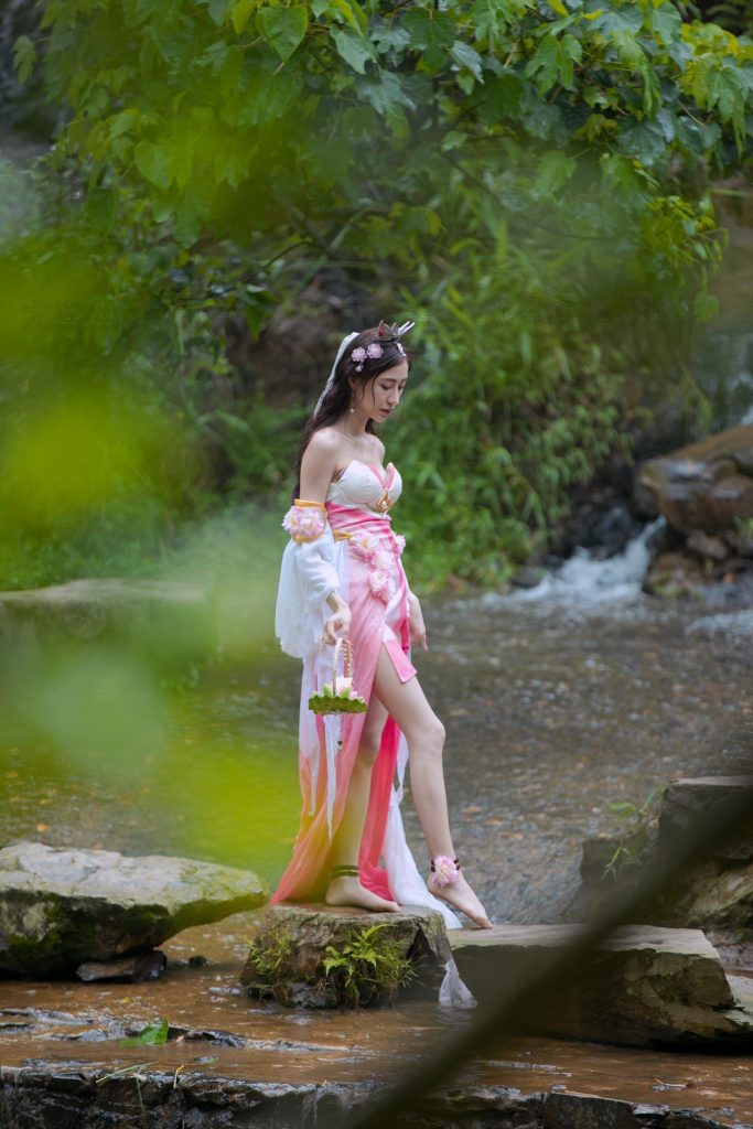 尤蜜絲攝影作品 NO.031 穿搭推廣展示圖集 粉色系 花仙子 [45P/1V/774MB]插圖1