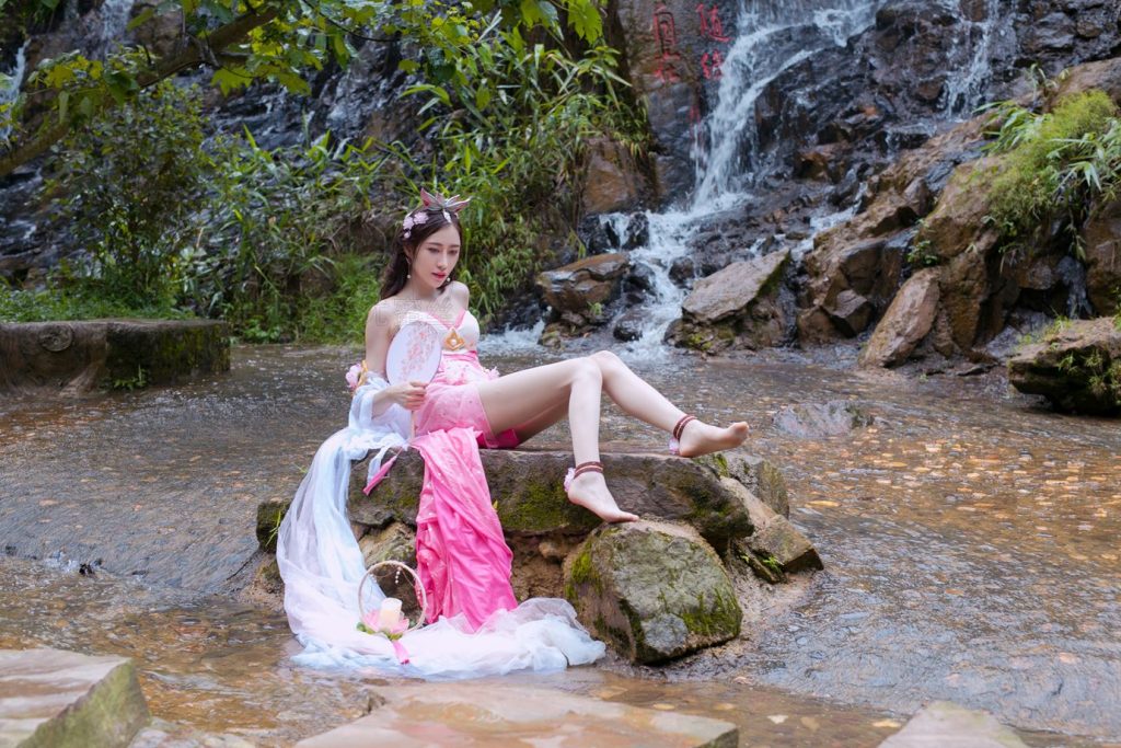 尤蜜絲攝影作品 NO.031 穿搭推廣展示圖集 粉色系 花仙子 [45P/1V/774MB]插圖3