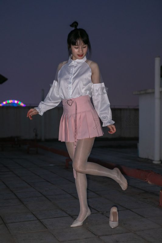 尤蜜絲攝影作品 NO.036 穿搭推廣展示圖集 室內(nèi)室外天臺(tái) [95P/446MB]-無料攝影圈