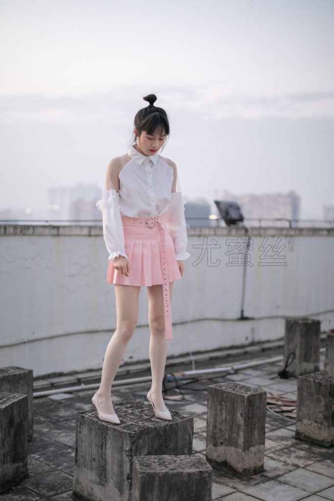 尤蜜絲攝影作品 NO.036 穿搭推廣展示圖集 室內(nèi)室外天臺 [95P/446MB]插圖3