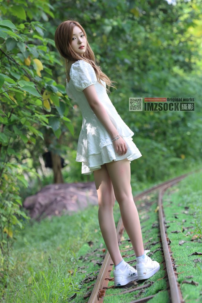 [MZSOCK]愛美足攝影作品 NO.239 夢(mèng)琪[89P/1V/1.60GB]插圖2