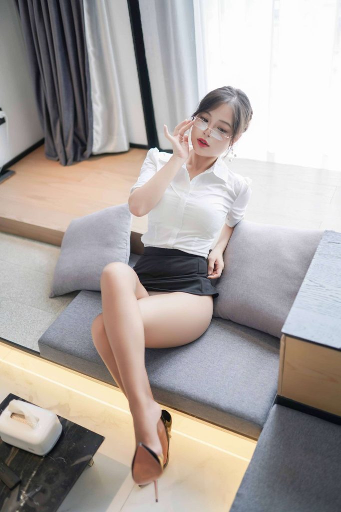 白燁 NO.061 – 秘書的私人時間2.0[72P/201MB]插圖