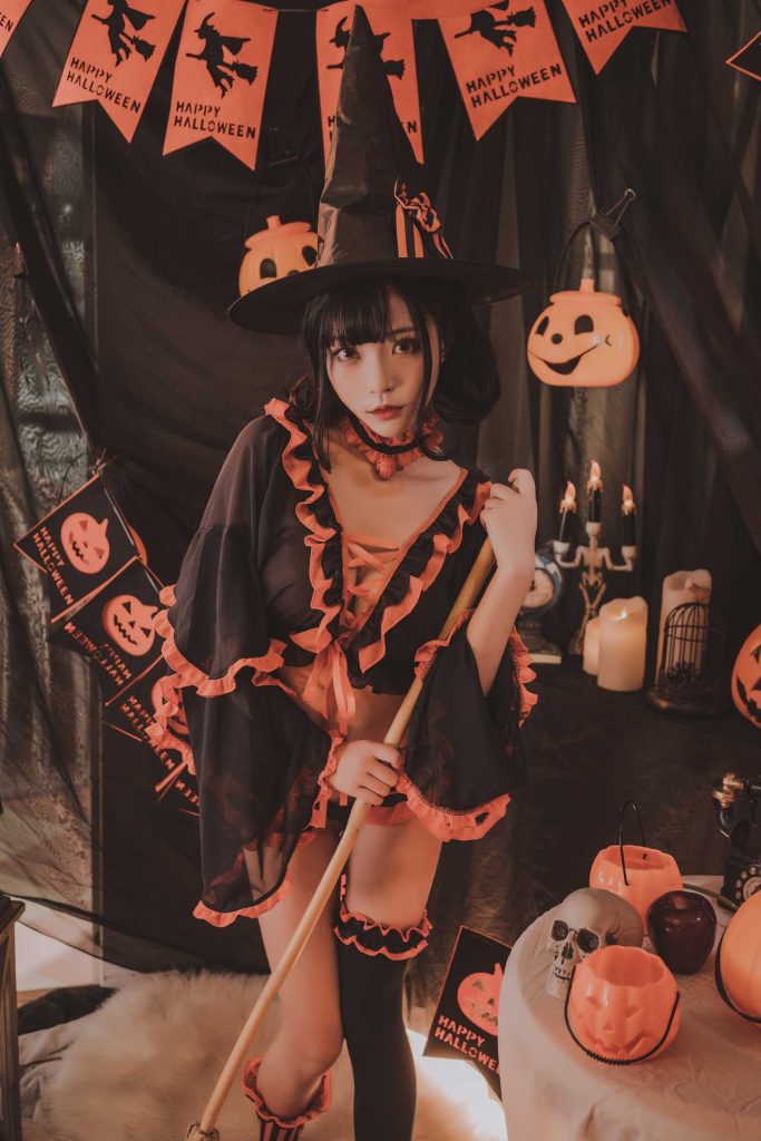 白易子教主 NO.024 – 萬(wàn)圣節(jié)魔女[10P/127MB]插圖