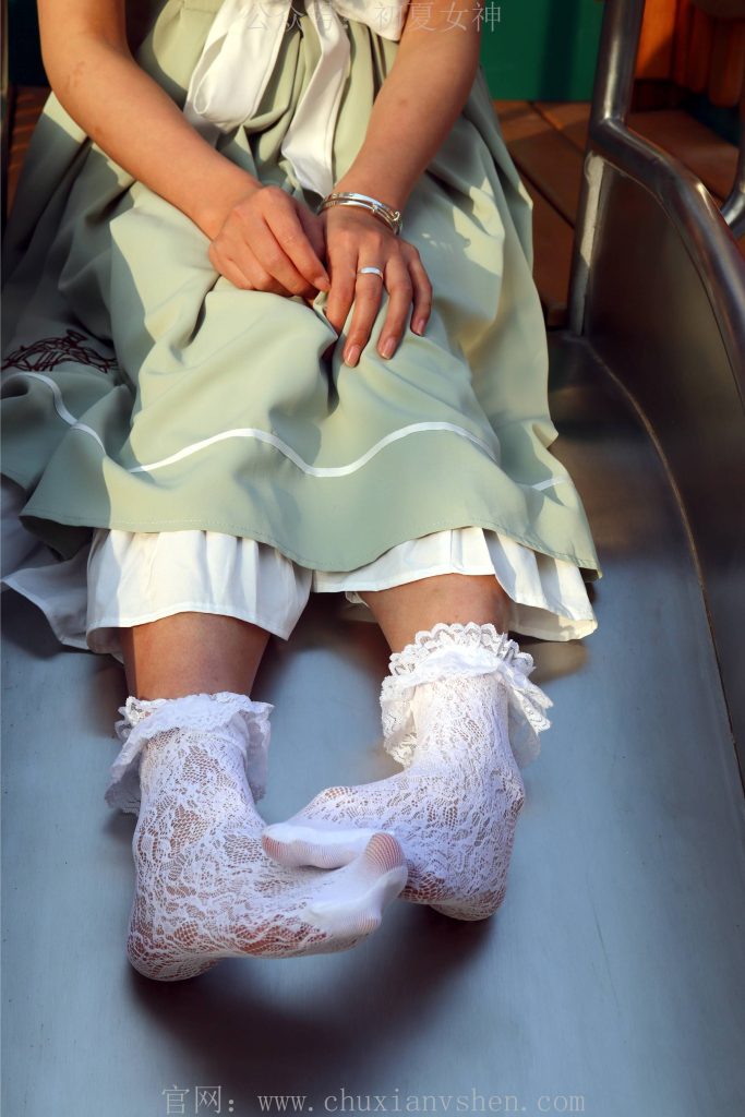 初夏女神 NO.002 雪糕 法式復古連衣裙搭36碼白皮鞋[102P/1V/6.32GB]插圖2