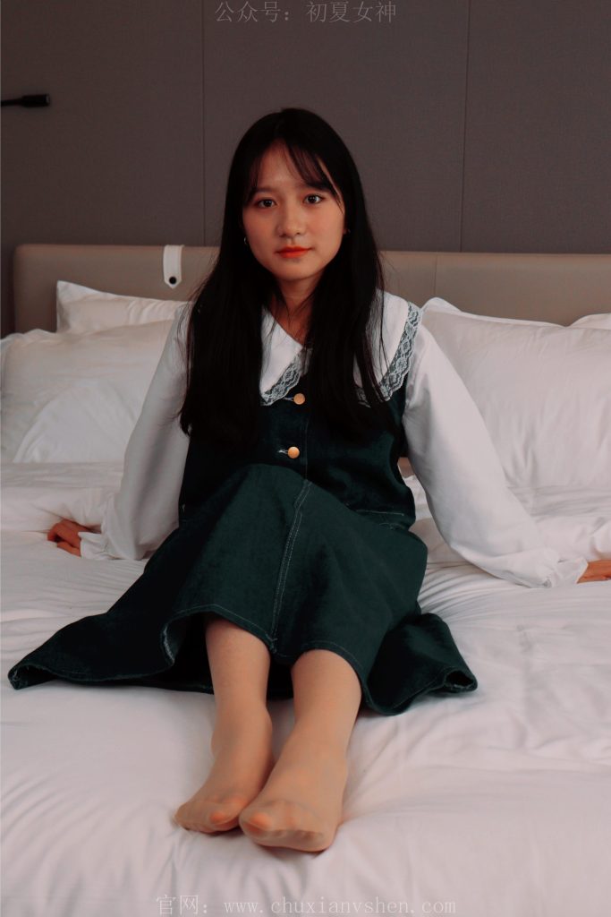 初夏女神 NO.005 沙沙 牛仔M碼長裙搭小黑皮鞋[112P/1V/5.25GB]插圖