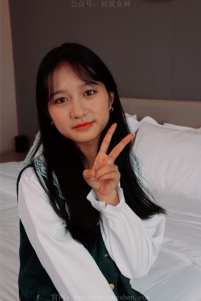 初夏女神 NO.005 沙沙 牛仔M碼長裙搭小黑皮鞋[112P/1V/5.25GB]插圖1