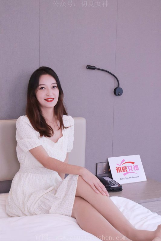 初夏女神 NO.022 依依 白色M碼秋季連衣裙搭高跟鞋[137P/1V/4.17GB]-無料攝影圈