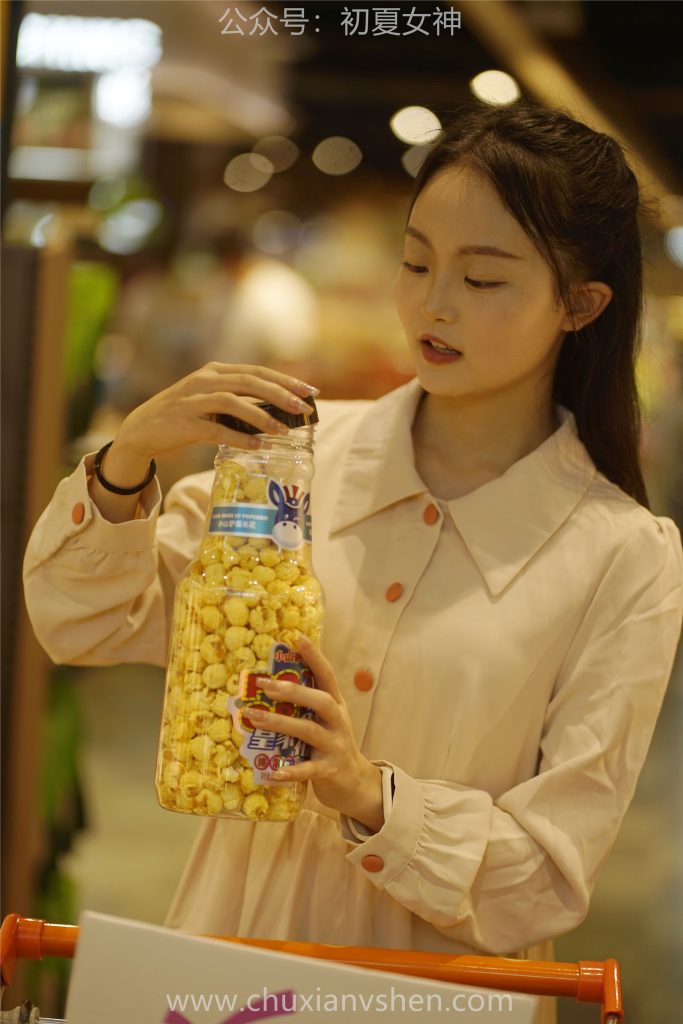 初夏女神 NO.024 雙雙 偶遇學(xué)姐 周末逛商場[120P/1V/6.90GB]插圖2