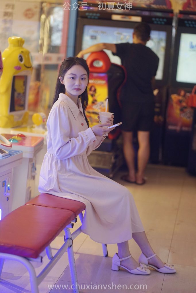 初夏女神 NO.024 雙雙 偶遇學(xué)姐 周末逛商場[120P/1V/6.90GB]插圖3