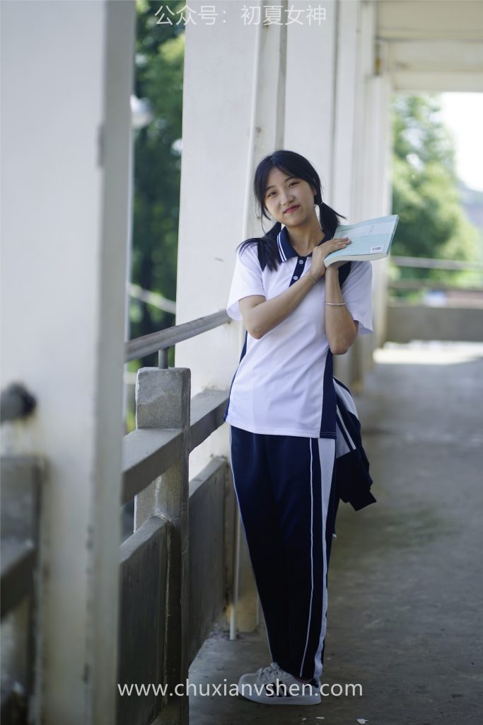 初夏女神 NO.027 點(diǎn)點(diǎn) 舊夢青春[172P/1V/6.61GB]插圖2