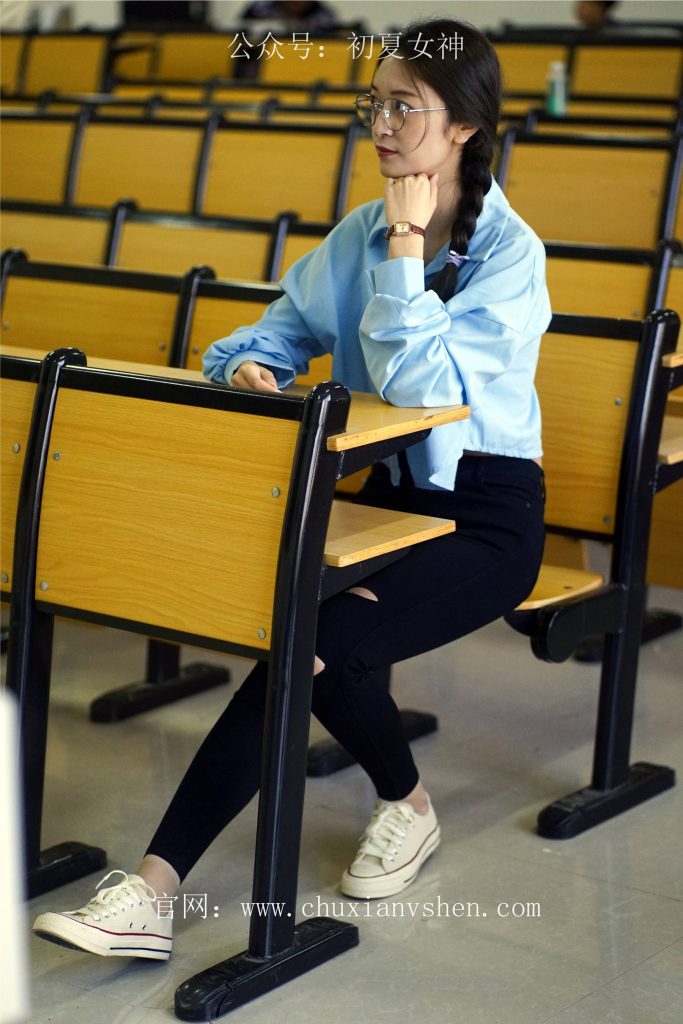 初夏女神 NO.028 依依 鄰家女孩-學習篇[140P/1V/6.12GB]插圖2