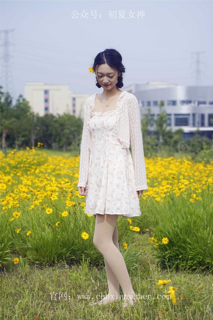 初夏女神 NO.032 依依 鄰家女孩-風(fēng)中少女[122P/1V/4.65GB]插圖3