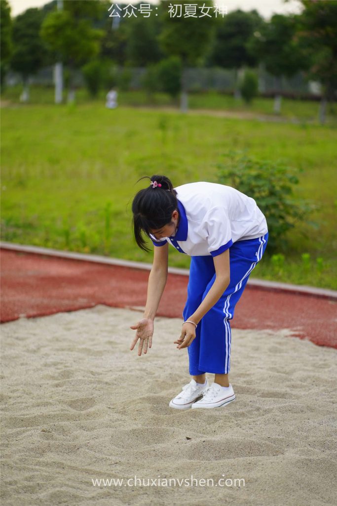 初夏女神 NO.037 點(diǎn)點(diǎn) 跳遠(yuǎn)運(yùn)動(dòng)[171P/2V/6.64GB]插圖1