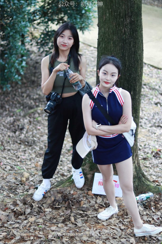 初夏女神 NO.044 點(diǎn)點(diǎn)&雙雙 姐妹出行[163P/1V/7.05GB]插圖