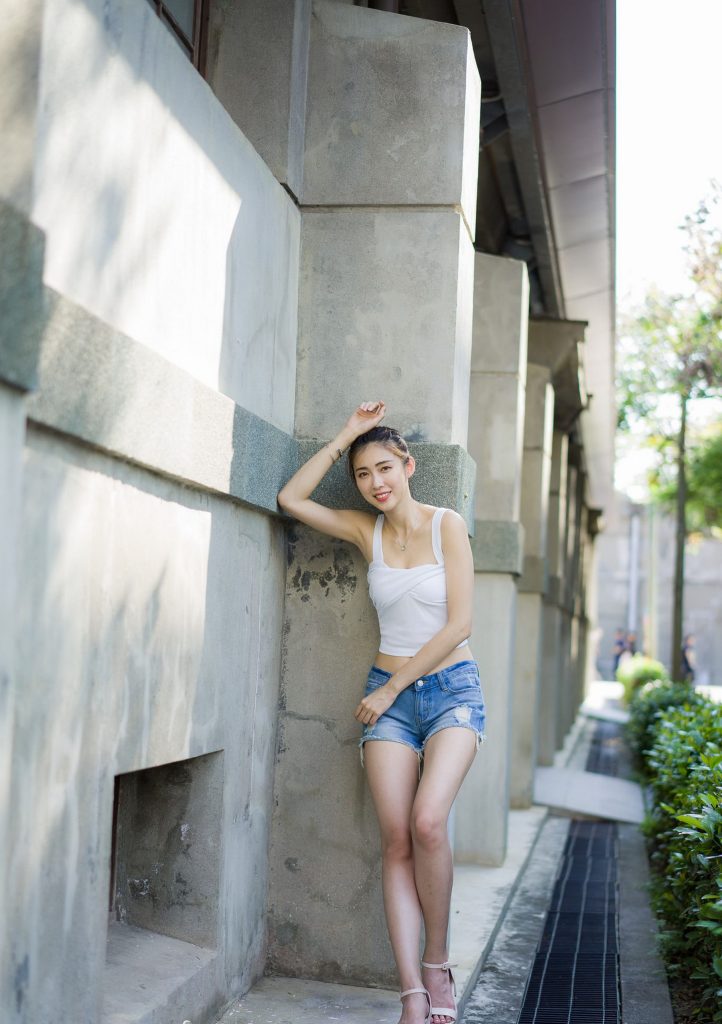 精選街拍攝影 No.120 金允喬 露肚牛仔短褲涼高美腿 [47P/122M]插圖3