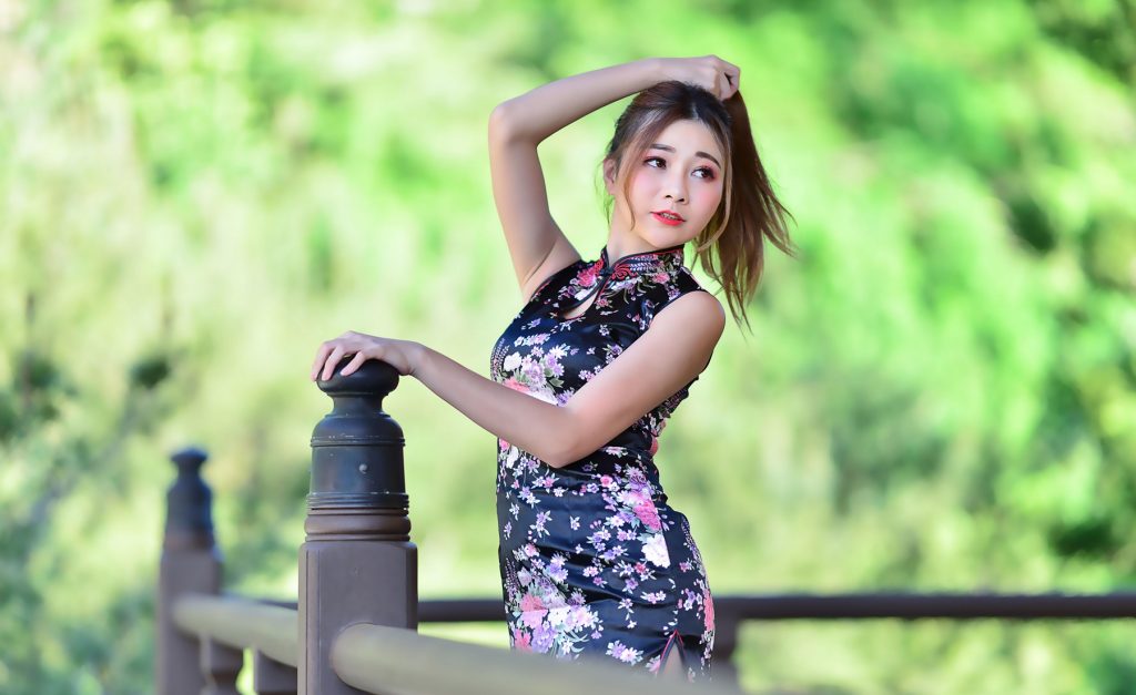 精選街拍攝影 No.122 陳映蓉 短旗袍高跟美腿 [58P/208M]插圖2