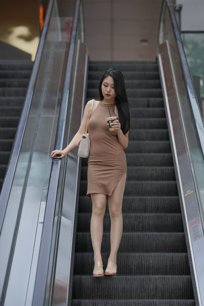 精選街拍攝影 No.146 凱恩街拍作品 搭訕包臀裙美女 4 [99P/69M]插圖