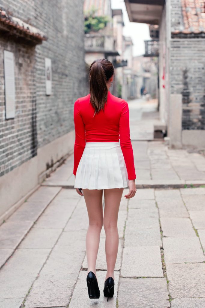 精選街拍攝影 No.174 紅衣白裙極品絲足美女春光鬧古村 1 [100P/71M]插圖3