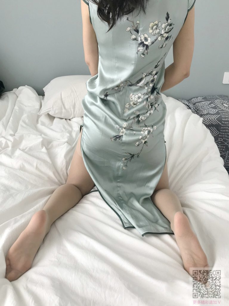 精選街拍攝影 No.183 Nia喬喬學姐居家性感旗袍肉絲 [64P/61M]插圖2