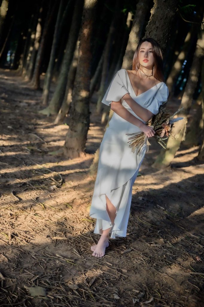 精選街拍攝影 No.195 飄逸長(zhǎng)裙裸足美腿 [113P/116M]插圖1