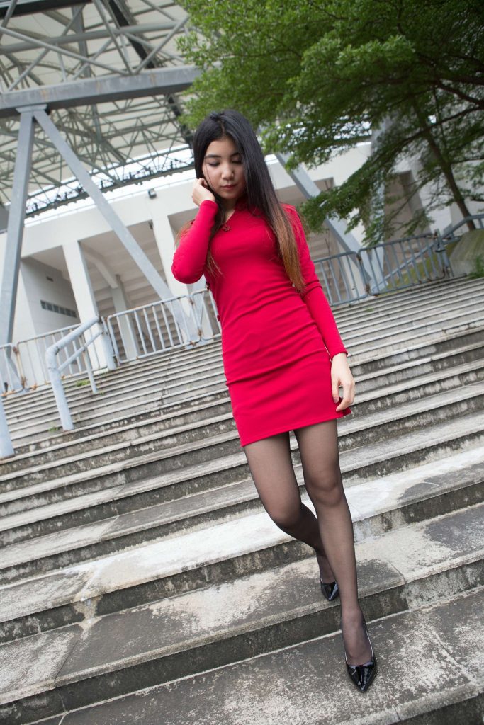 精選街拍攝影 No.212 seven紅色旗袍黑絲 [58P/118M]插圖3