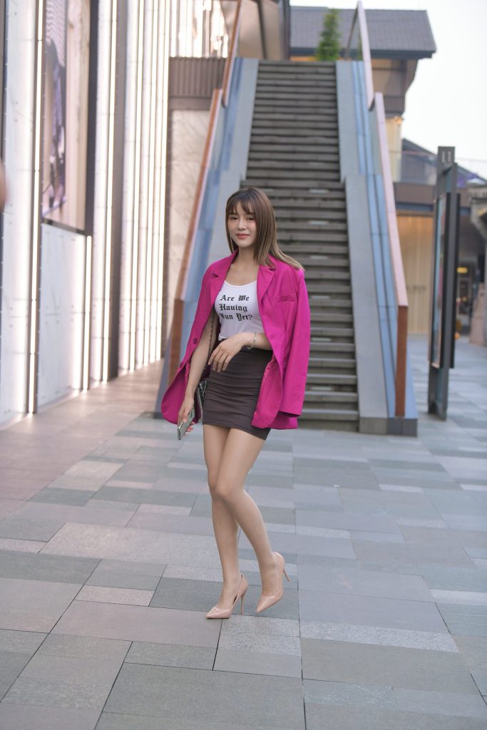 精選街拍攝影 No.225 漂亮的油亮絲襪長(zhǎng)腿小姐姐 3 [106P/91M]插圖3