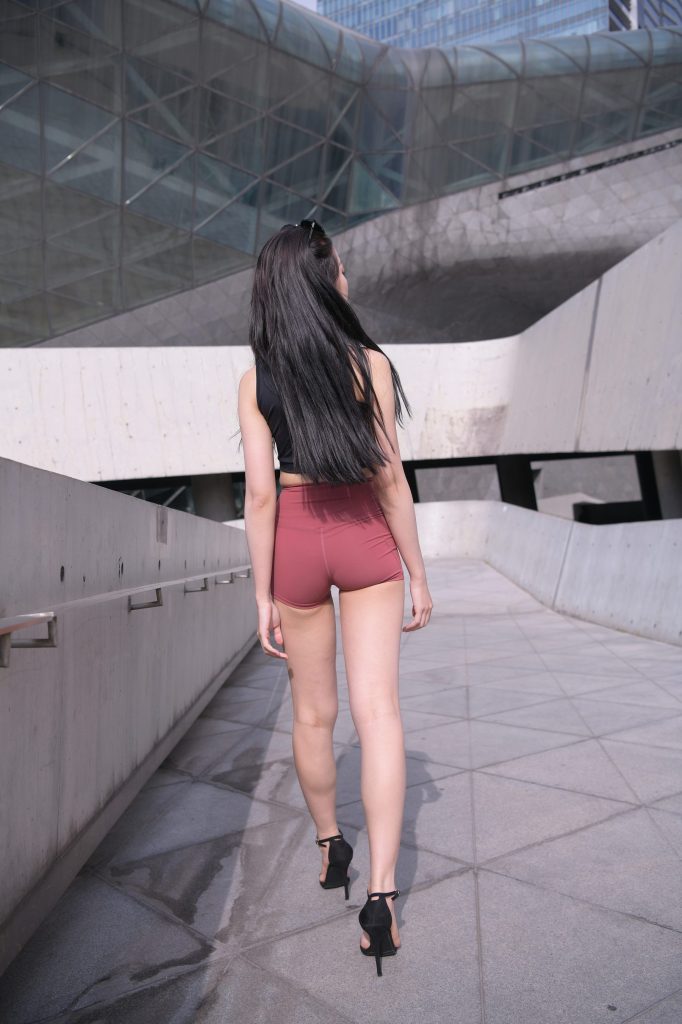 精選街拍攝影 No.241 性感迷人的緊身熱褲（三） [100P/127M]插圖