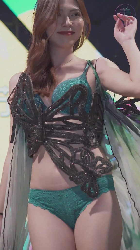 NO.0140 2021 廣州安華匯維密內(nèi)衣秀 Victoria’s Secret Fashion[1V/417MB]插圖2