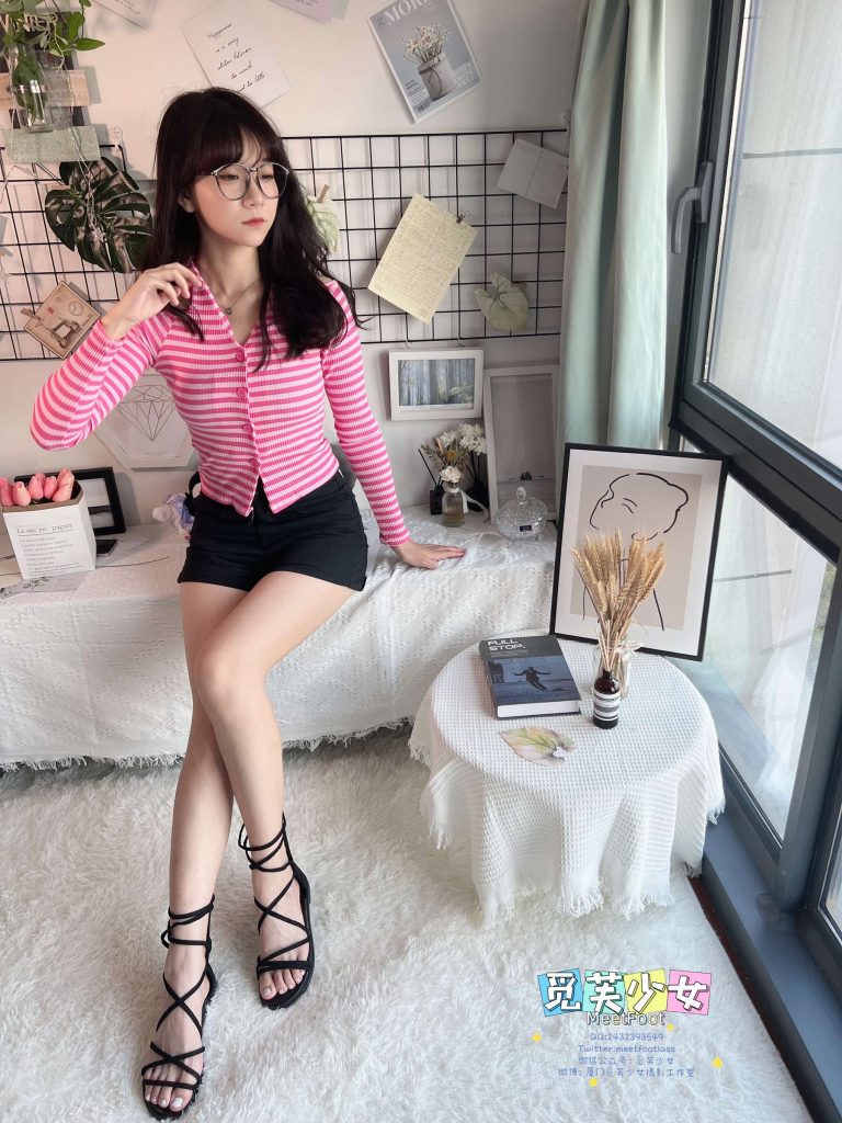 [覓芙少女]NO.020 和美少女一起做元?dú)怏w操吧[247P/2V/4.68GB]插圖1