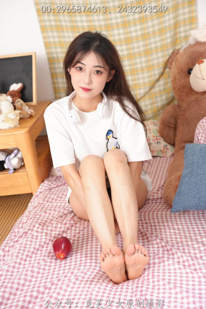 [覓芙少女]NO.064 曉曉 令你淪陷的飾我的眼神[130P/1V/3.69GB]插圖2